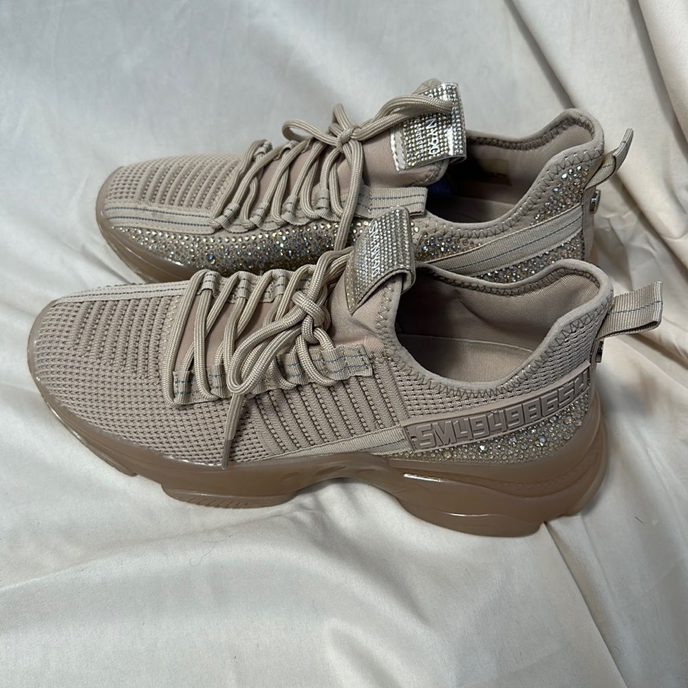 Steve Madden maxima rhinestone tennis shoes